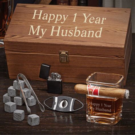 best first anniversary gifts for men